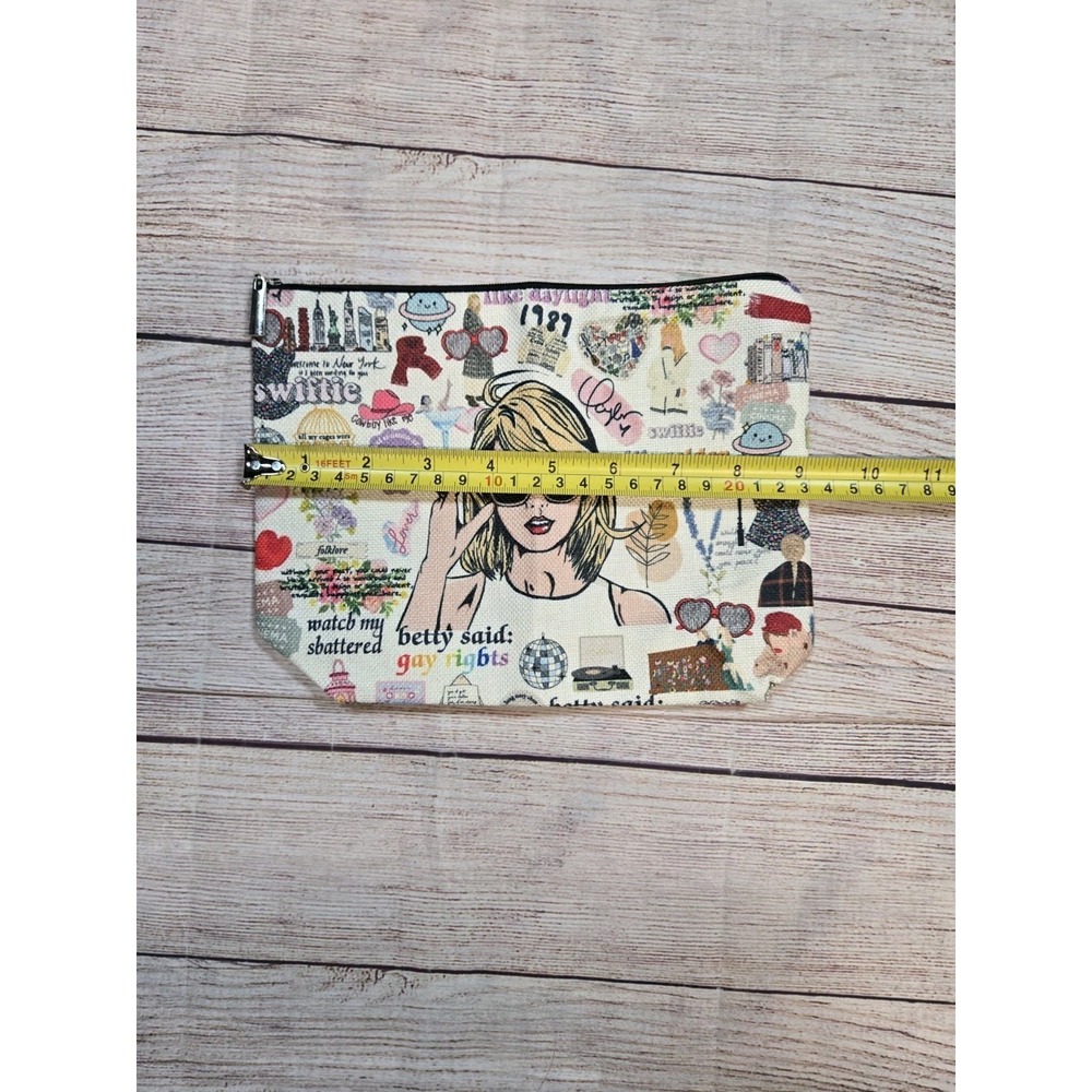 Taylor Swift All Over Graphic Print Makeup Canvas 9x7 Cosmetic Pouch‎ NEW - Picture 4 of 4